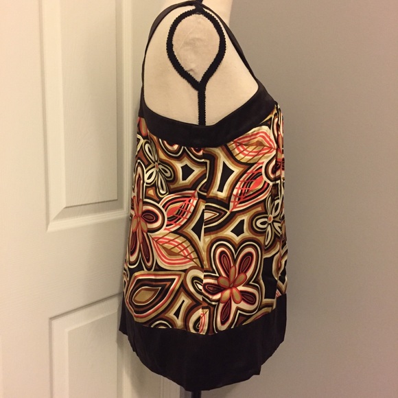 ARDEN B. SILK Flower Print Criss-Cross Halter Top - Picture 3 of 6